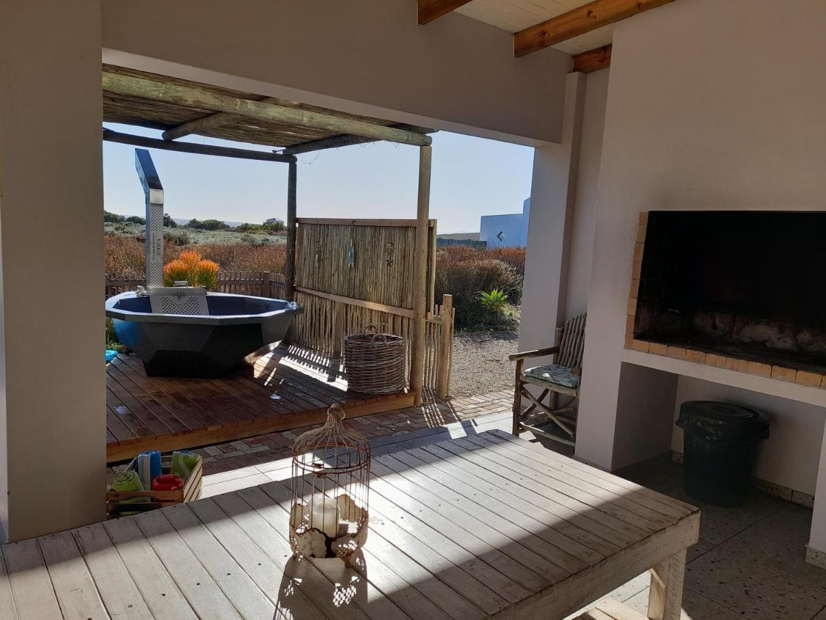 Camelot Cottages Langebaan Exterior foto