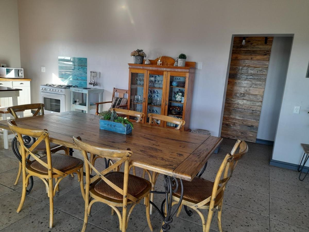 Camelot Cottages Langebaan Exterior foto