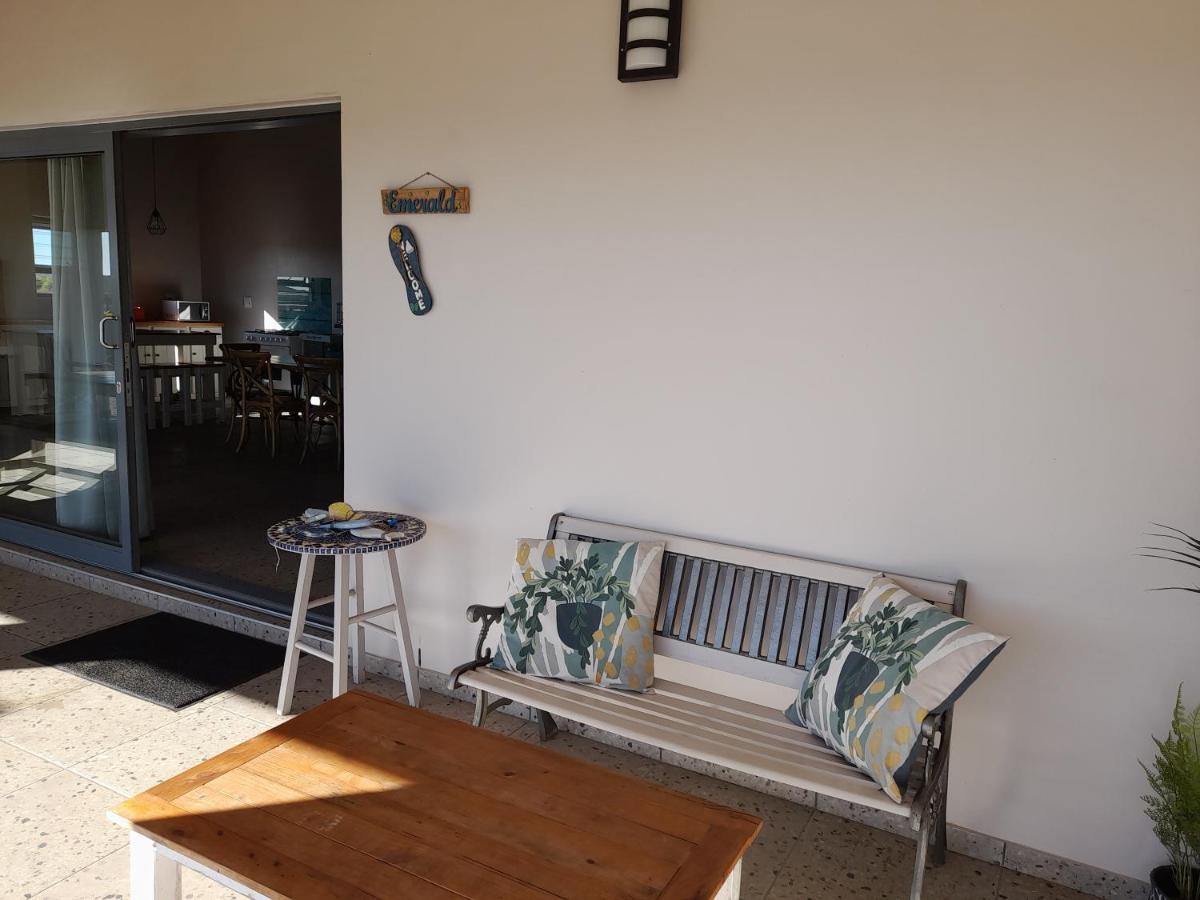 Camelot Cottages Langebaan Exterior foto