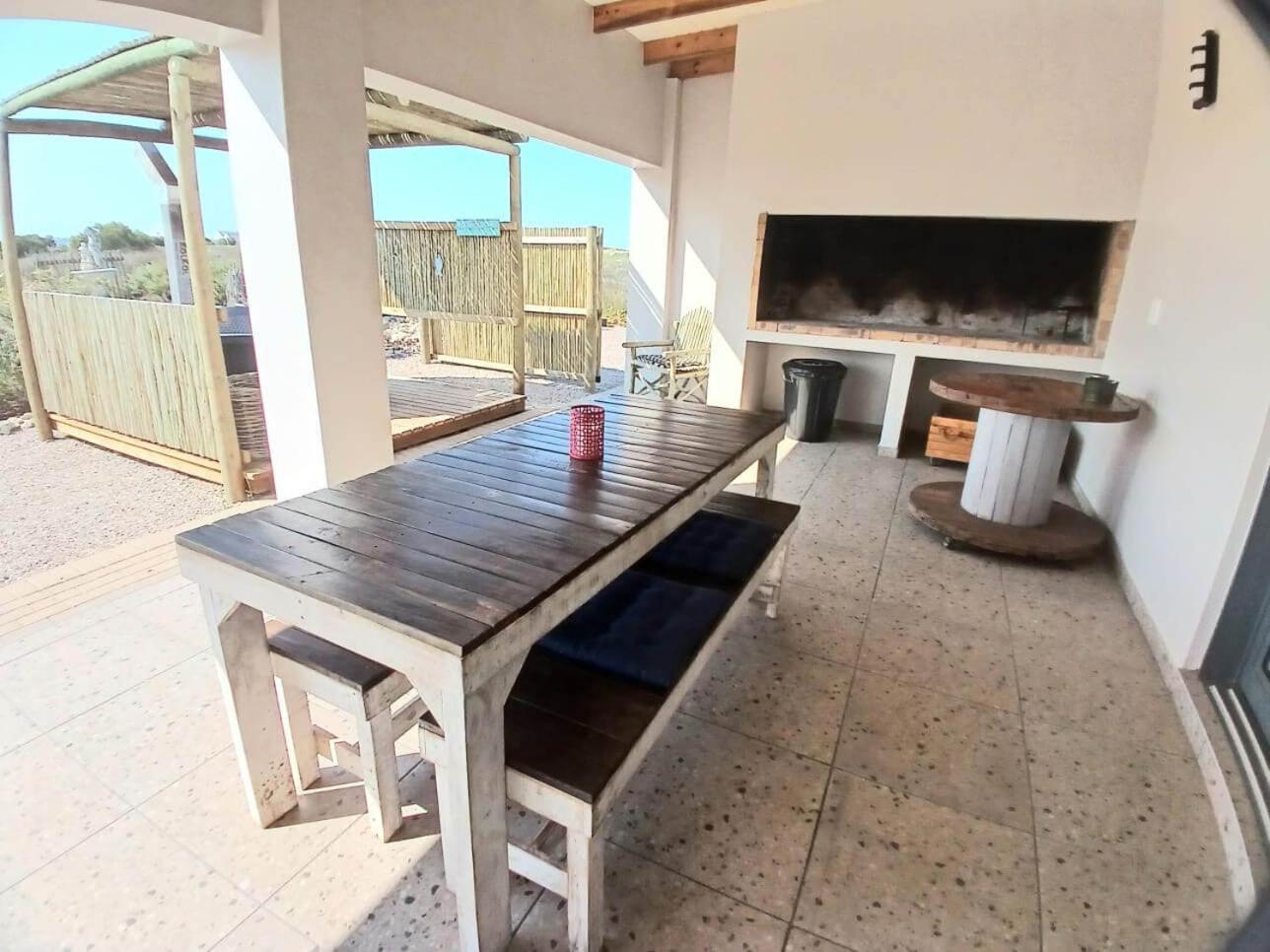 Camelot Cottages Langebaan Exterior foto